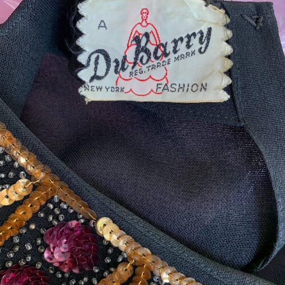 Dress - Picture 6 of 7